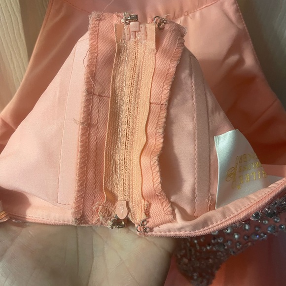 Formal prom dress is size 8 neon coral orange peach with open back. 2 piece - Picture 14 of 16